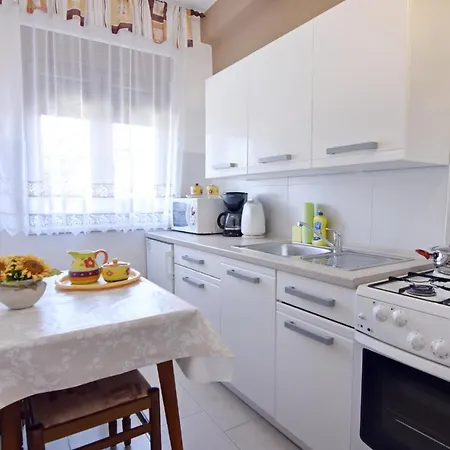 Διαμέρισμα Uzelac *