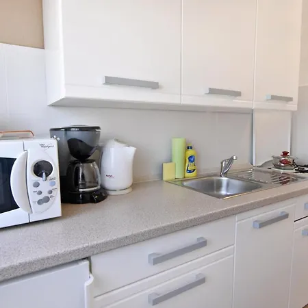 Uzelac Apartment Umag