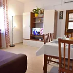 Uzelac דירה *