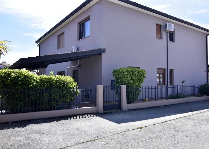 Uzelac Apartamento *