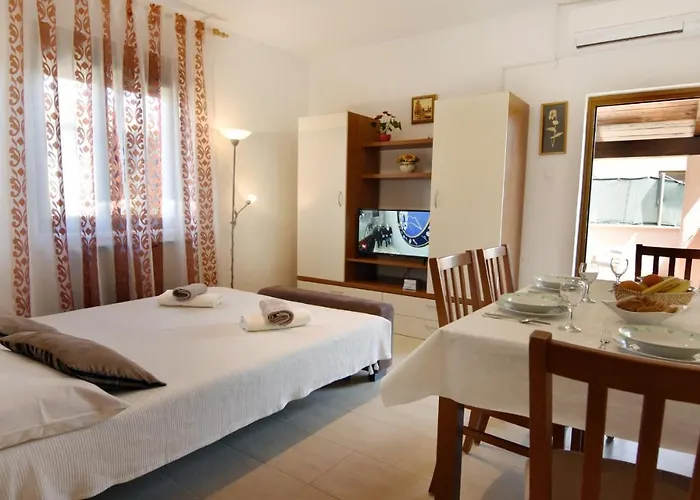 Apartamento Uzelac *