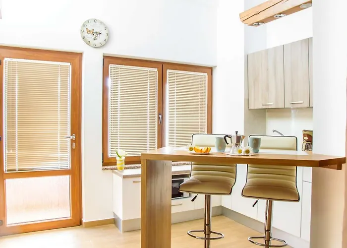 Uzelac Apartamento *